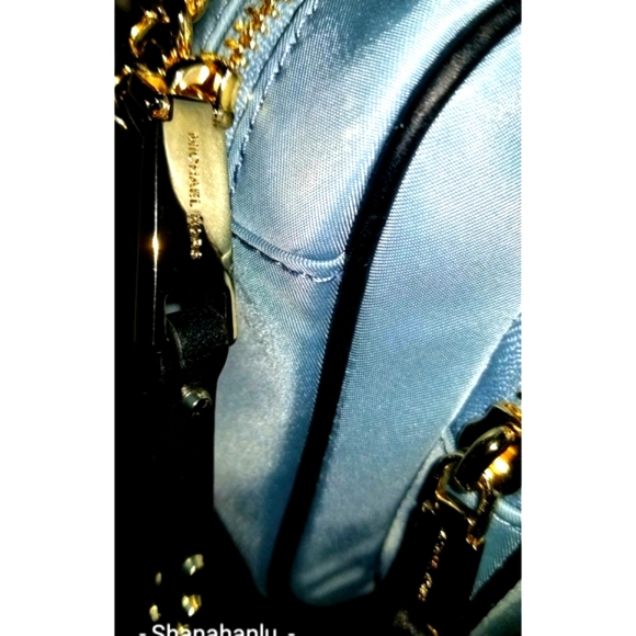 Michael Kors Leila Large Nylon Camera Bag NWOT 💙 - Picture 8 of 10